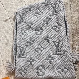 Louis Vuitton Light Gray Monogram Scarf